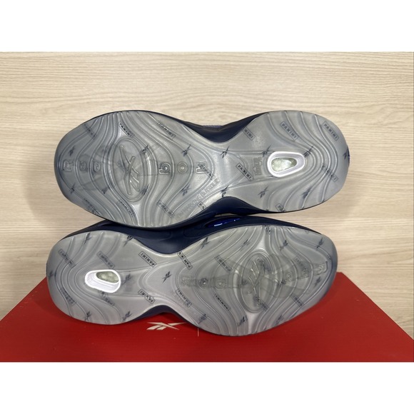 New Reebok Question Low Panini Signature Prizm Iverson Blue Shoe HQ1099 Mens 8.5 - Picture 8 of 11